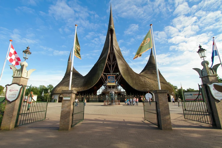 De ingang van de Efteling in Kaatsheuvel.