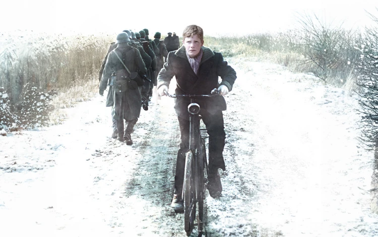 Het boek heet Oorlogswinter, omdat het verhaal zich afspeelt in de laatste winter van de oorlog.