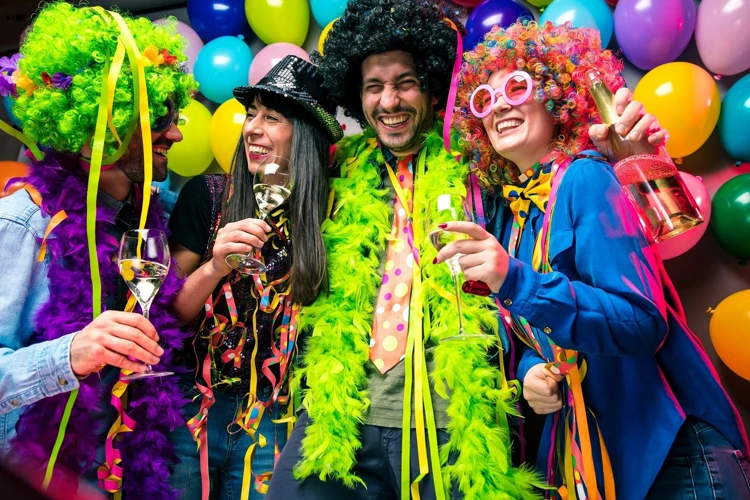 Net woord ‘carnaval’ is afgeleid van het Latijnse ‘carne vale’, wat betekent: vaarwel aan het vlees.