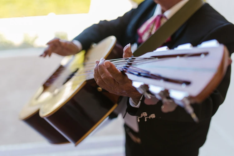 Muziek luisteren, en vooral zelf muziek maken, draagt enorm bij aan een goede gezondheid.