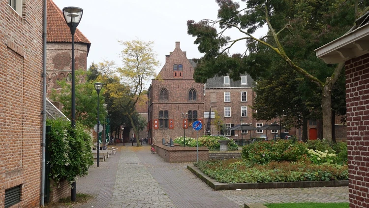 Op Open Monumentendag mag je gratis in wel 5000 oude gebouwen.