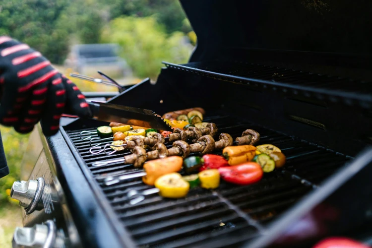 Niet alleen vlees en vis zijn lekker op de barbecue maar ook groentes!