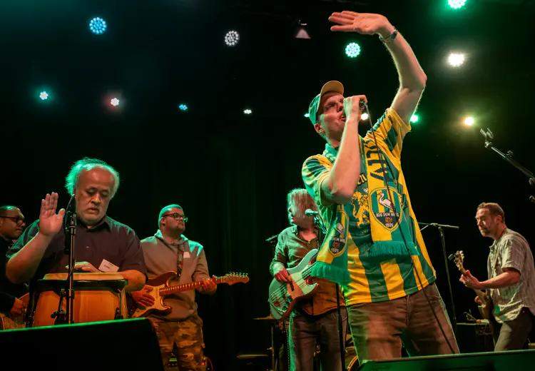 Vorig jaar zongen de ABCDate Bands Oh Oh Den Haag en dat zorgde voor een groot feest!
