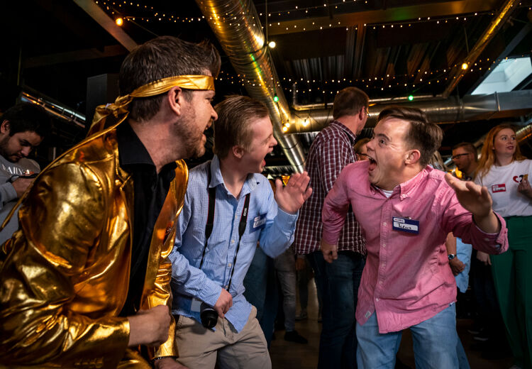 Veel blije gezichten op het ABCMaatje feest in Den Haag!