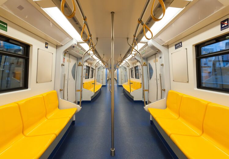 Ook in de metro kun je met OVpay betalen.