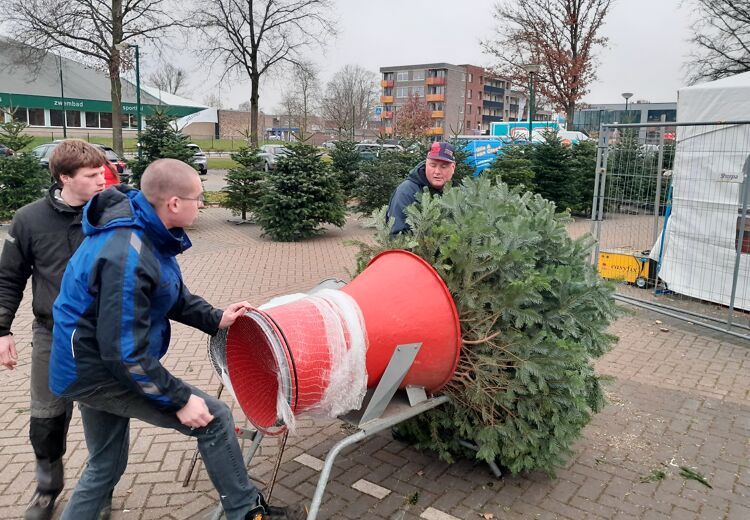 Koop in december een mooie kerstboom bij de medewerkers van Bosgroep Pijnenburg.