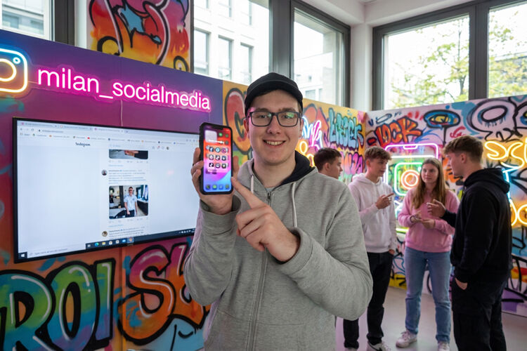 Milan: 'Instagram begon ooit alleen met foto’s en had geen video’s.'