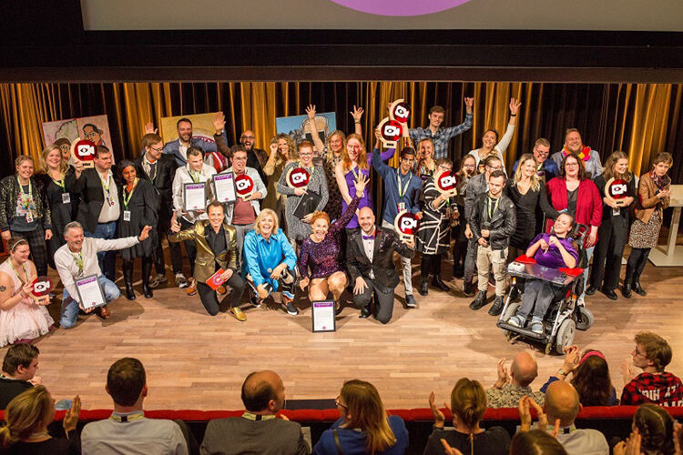 Dit zijn de winnaars van de Special Media Awards. Prijzen voor mensen met een verstandelijke beperking die zelf media maken.