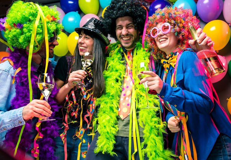 Net woord ‘carnaval’ is afgeleid van het Latijnse ‘carne vale’, wat betekent: vaarwel aan het vlees.