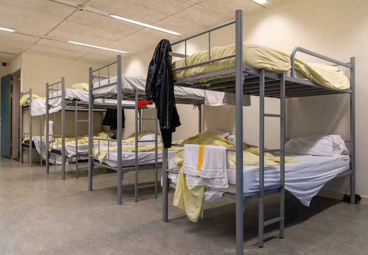 Het Leger des Heils doet belangrijk werk door mensen zonder huis elke nacht een warme veilige plek te geven om te slapen.