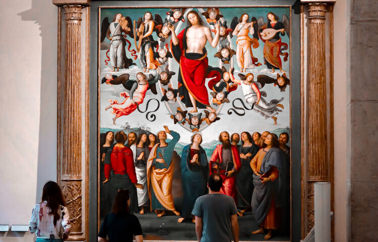 Pietro Perugino schilderde de Hemelvaart als een spel van blikken van mensen. Volg de blikken naar binnen.