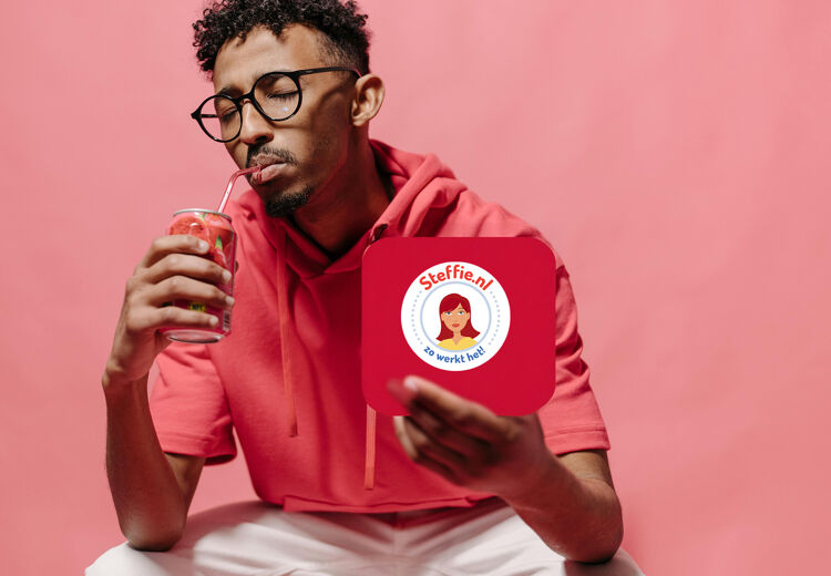 Steffie geeft altijd handige tips in makkelijke taal die iedereen kan begrijpen.