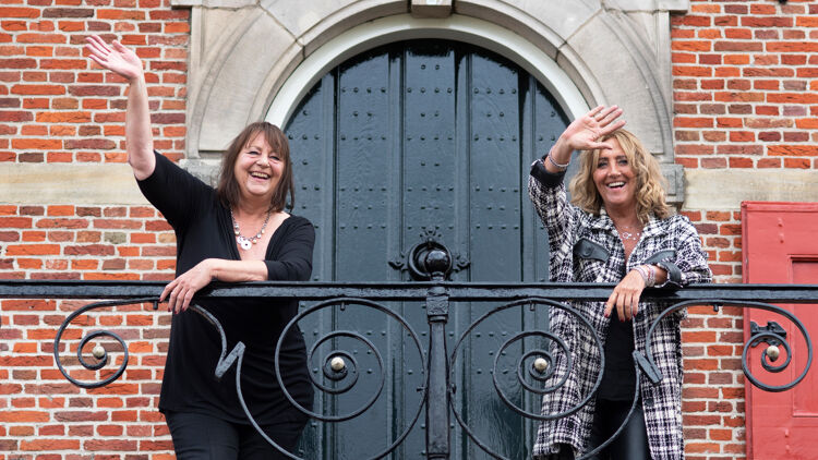 Marjolijn en Margreet zijn Mantelzorgelijk begonnen vanuit hun eigen ervaringen met mantelzorg.