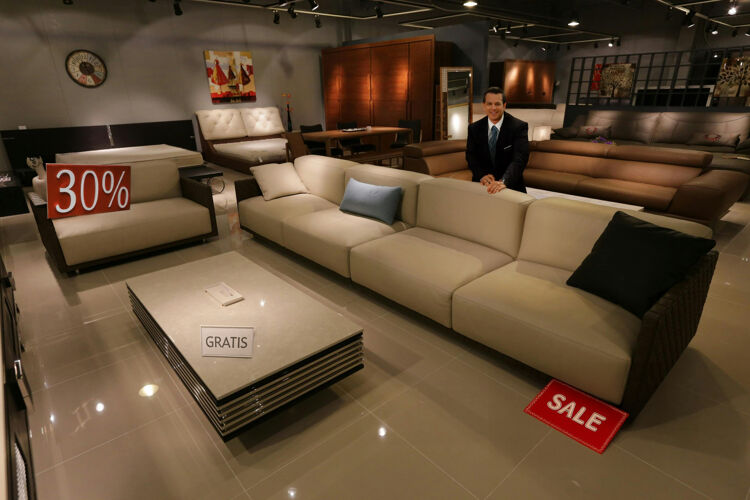 Winkels gebruiken soms verkooptrucs om je iets te laten kopen. Sommige van deze trucs zijn misleidend.