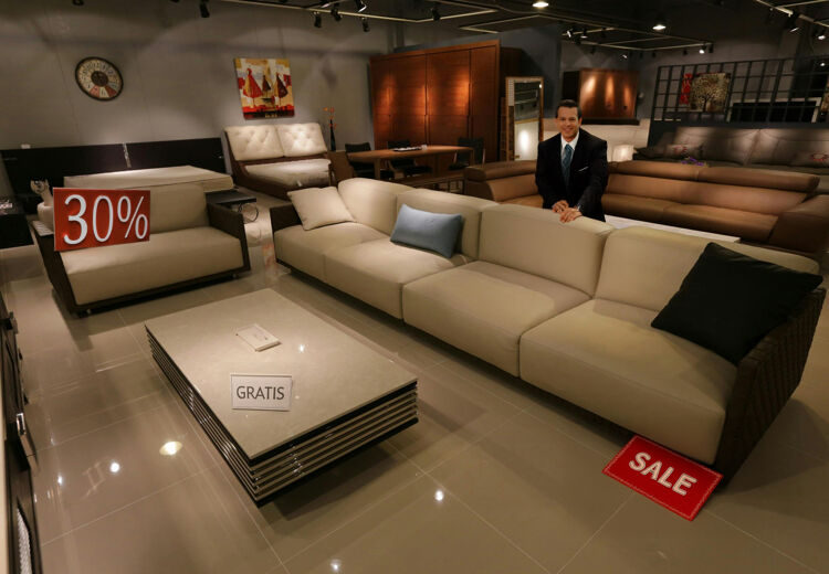 Winkels gebruiken soms verkooptrucs om je iets te laten kopen. Sommige van deze trucs zijn misleidend.