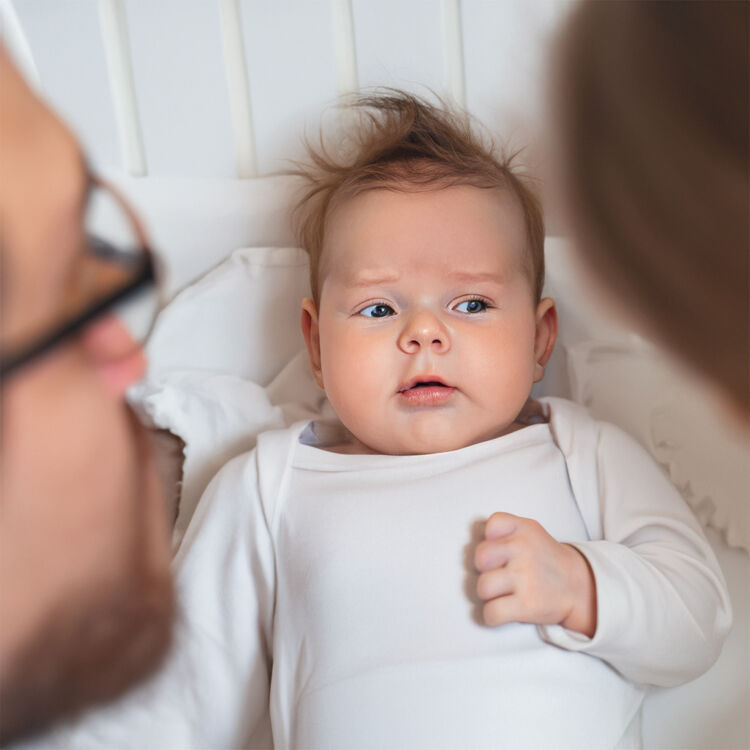 In sommige culturen krijgt een baby pas later een naam, bijvoorbeeld na een ceremonie of als duidelijk wordt wat voor kind het is.