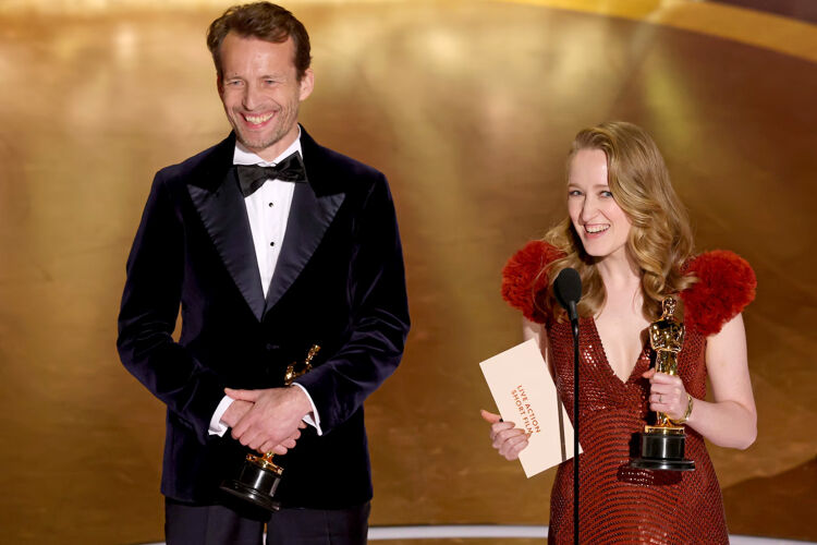 Trent en Victoria Warmerdam krijgen een Oscar voor hun film ‘I'm not a robot’ (Ik ben geen robot).