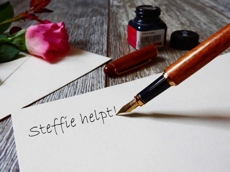 Netjes schrijven met een vulpen.