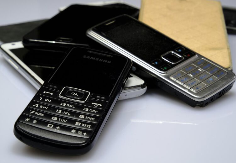 In 1973 heeft Motorola de eerste mobiele telefoon ontwikkeld. Dit is nog maar 50 jaar geleden.