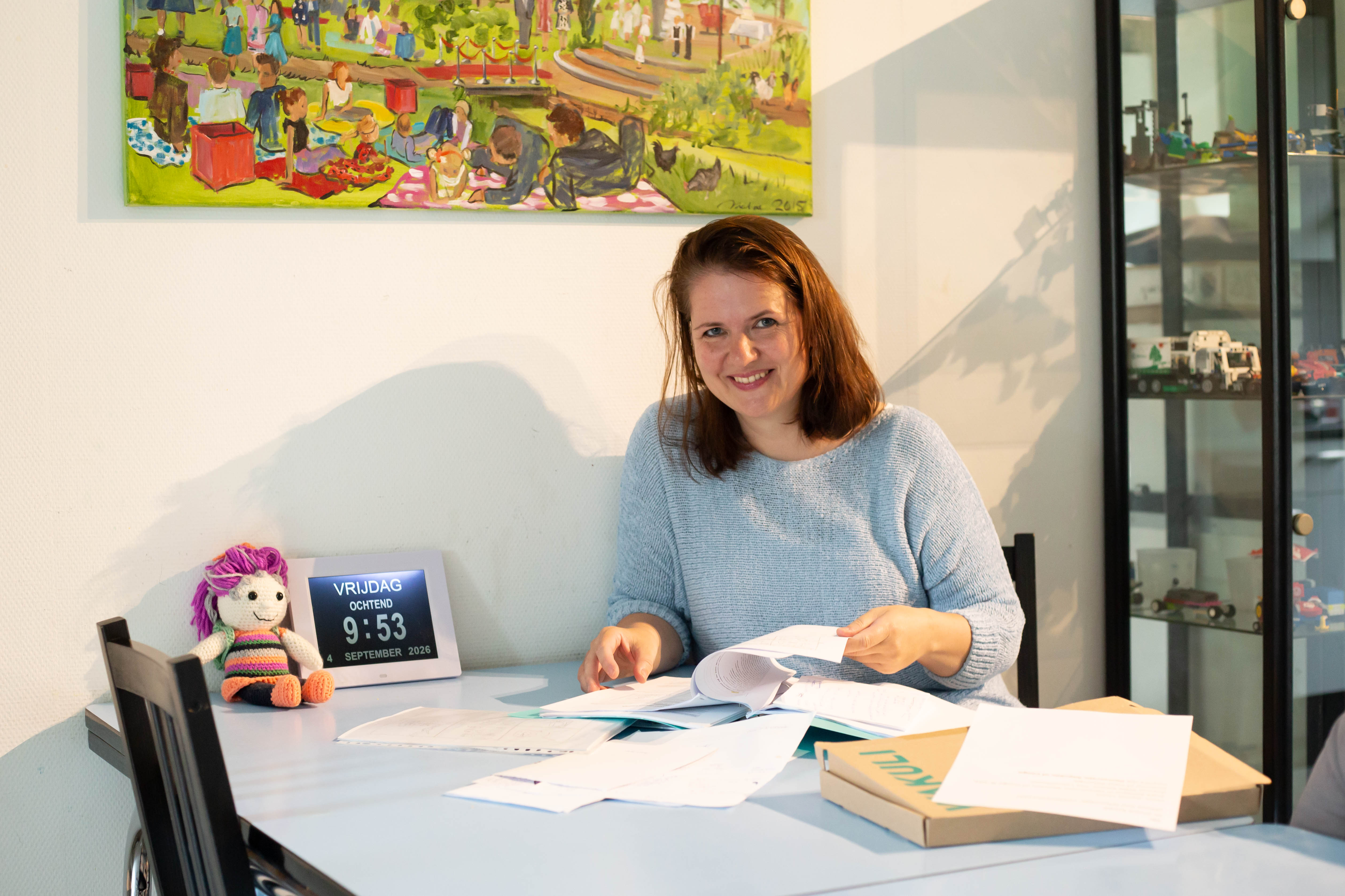 Carolijn maakt materialen over epilepsie.