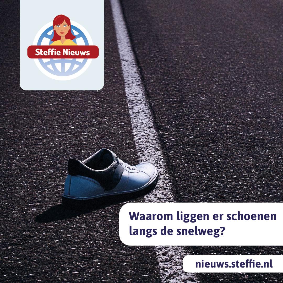 Waarom liggen er schoenen langs de weg?